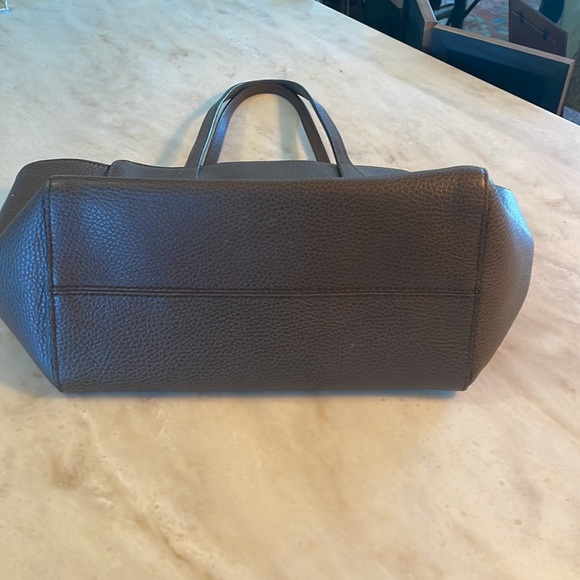 Gucci Calfskin Swing Tote - Picture 3 of 10